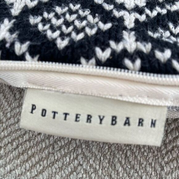 Pottery Barn Lexington Fair Isle Sweater Knit Square Pillow Cover Black Red - Picture 4 of 9